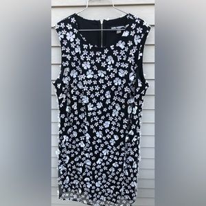 KARL LAGERFELD Size 16 Black White Embellished Flowers Stealth Dress